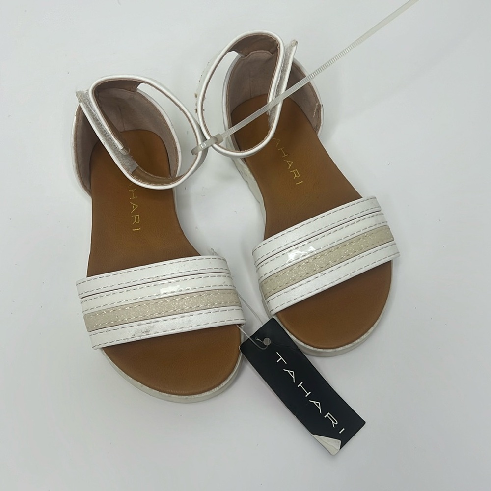 Tahari small Girls sandal white strap heel covered size 6